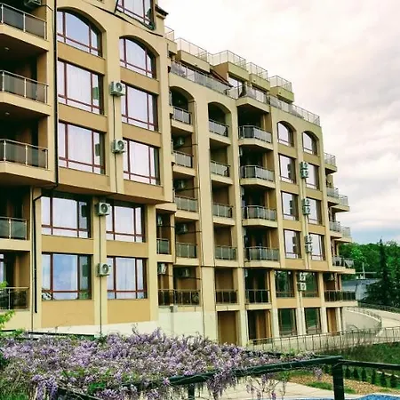 Astarta Riviera Nature