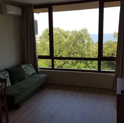 Astarta Riviera Nature *