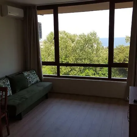 Astarta Riviera Nature *